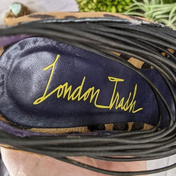 London Trash Ceres Leopard Platform Stiletto Pumps - Picture 10 of 12